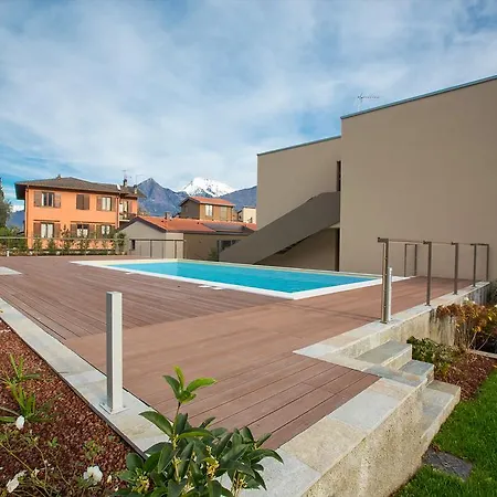 50 Summers Como Acquaseria